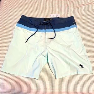 NWT Abercrombie mens swim trunks